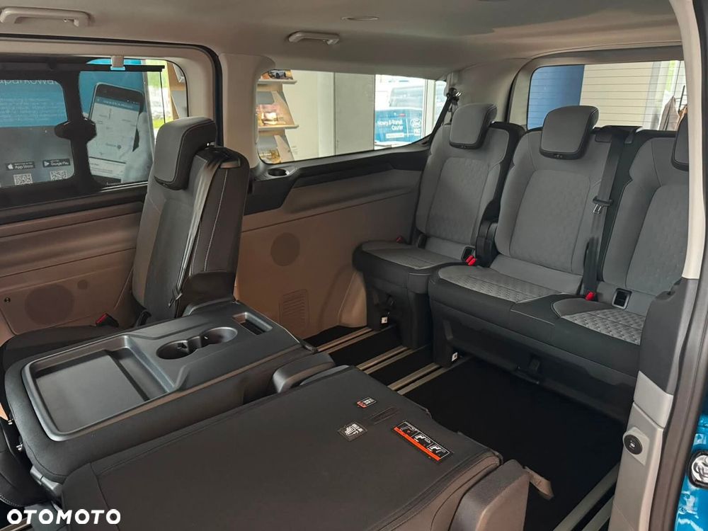 Ford TourneoTITANIUMFWD - 10