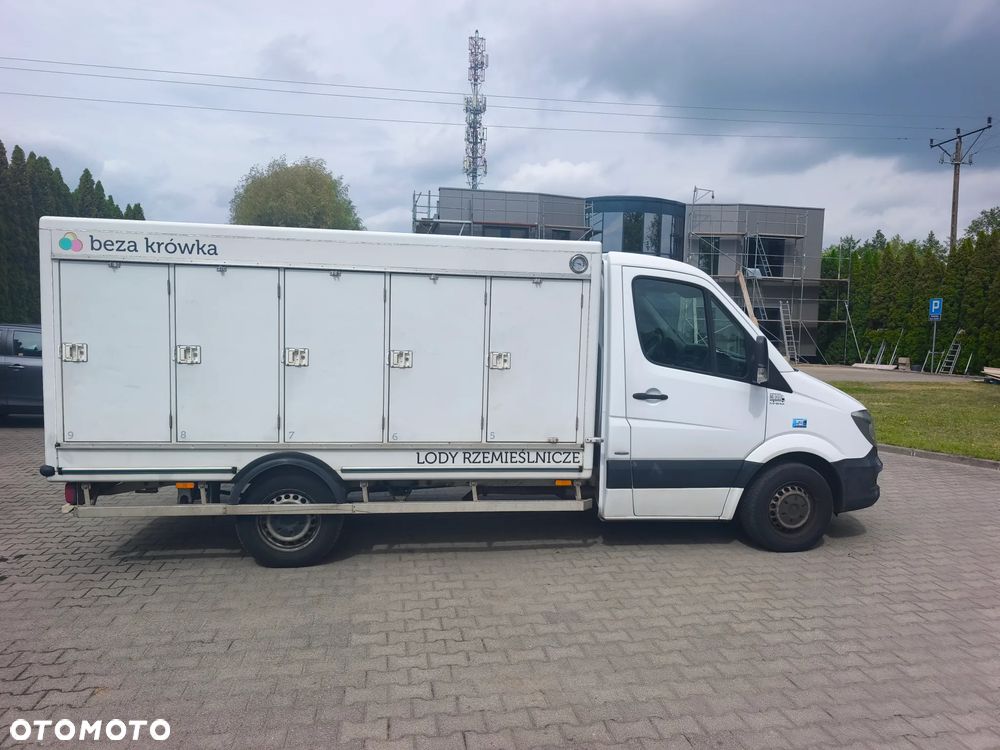 Mercedes-Benz SPRINTER - 3