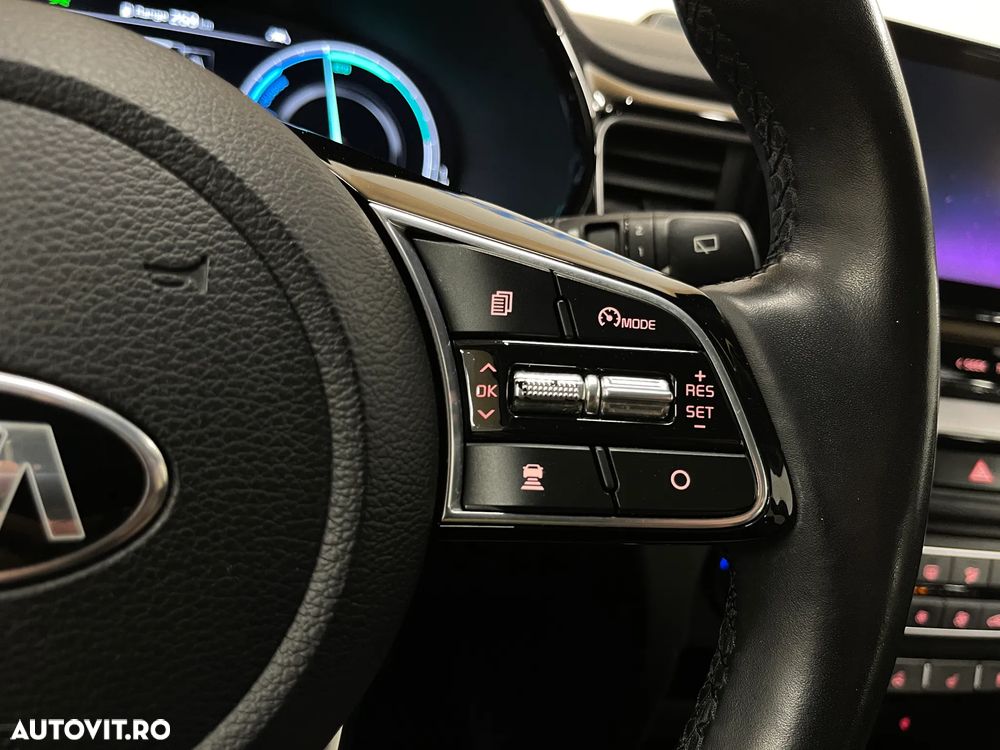 Kia XCeed 1.6 GDI 6DCT PHEV Vision - 27