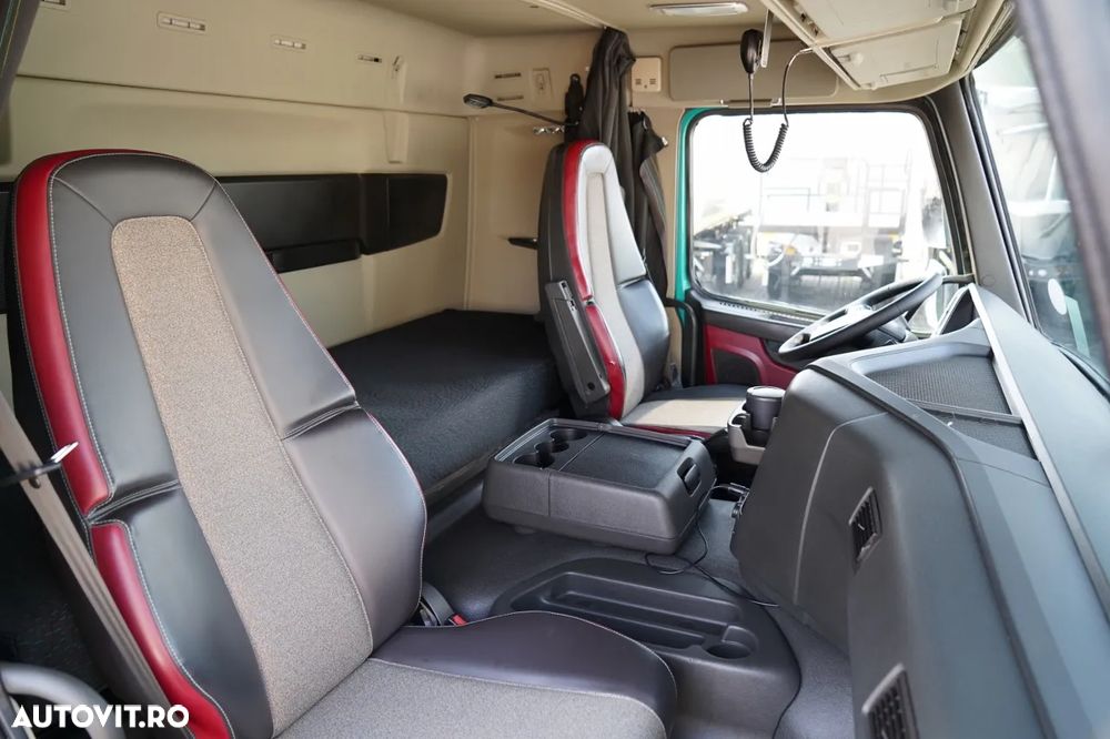 Volvo FMX 500 / 8x4 / HYDROBURTA / BORDMATIC / 2016 / EURO 6 / DUPA CONTRACTUL DE SERVICE - 36