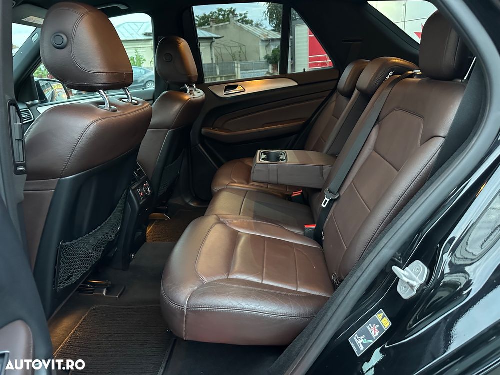 Mercedes-Benz ML 350 BlueTec 4MATIC Aut - 12