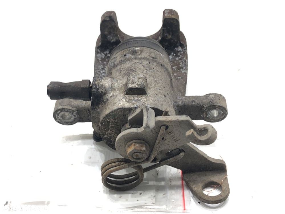 ZACISK PRAWY TYŁ - 67.00 PLN - ALFA ROMEO GT (937_) 2003 - 2010 1.9 JTD (937CXN1B) 110 kW [150 KM] - 3