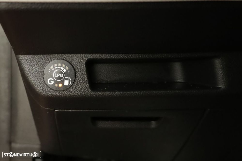 Renault Clio 1.0 TCe Techno Bi-Fuel - 19