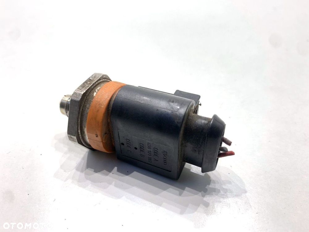 CZUJNIK CIŚNIENIA PALIWA  SKODA YETI (5L) 2009 - 2017 1.4 TSI 90 kW [122 KM] benzyna 2010 - 2015 - 2