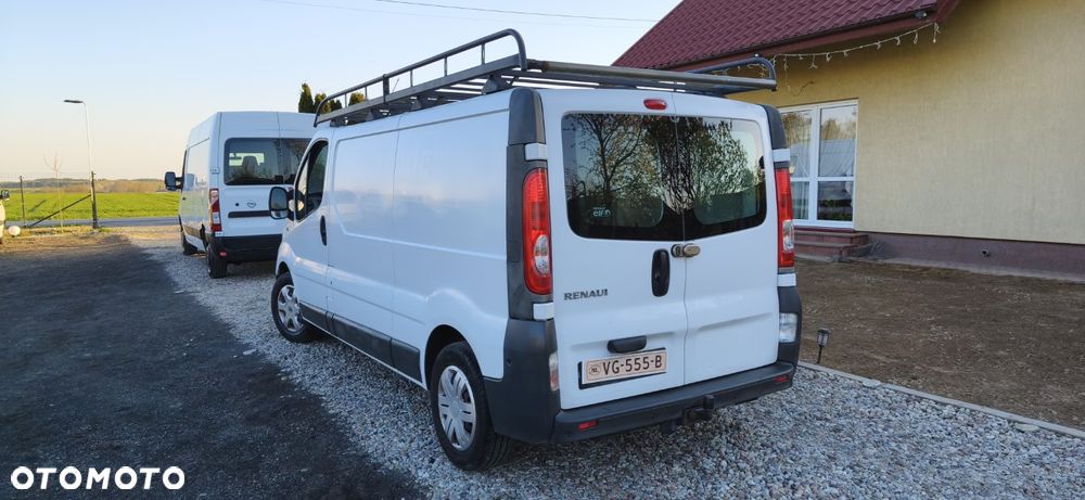 Renault Trafic - 21