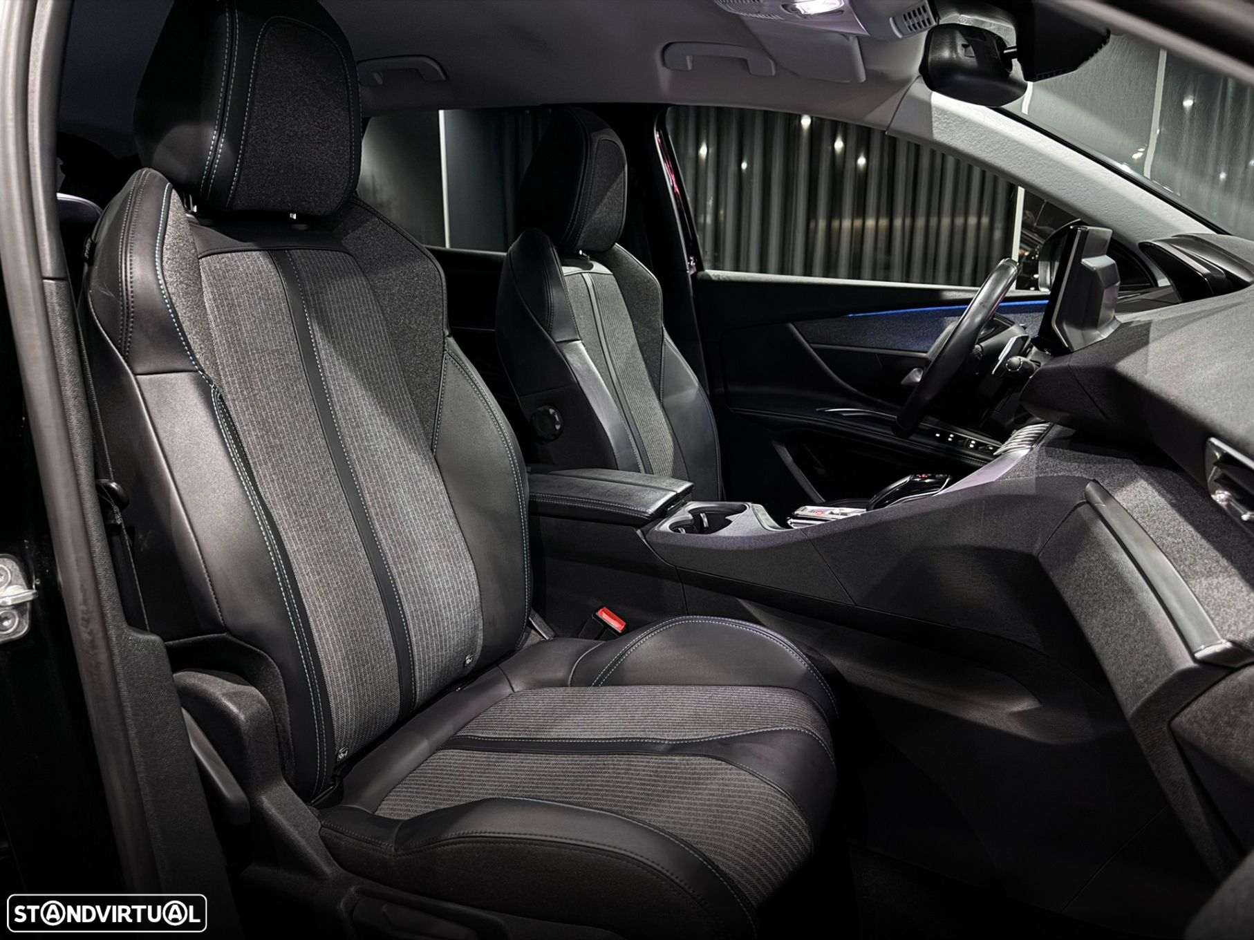 Peugeot 3008 1.5 BlueHDi Allure Pack EAT8 - 33