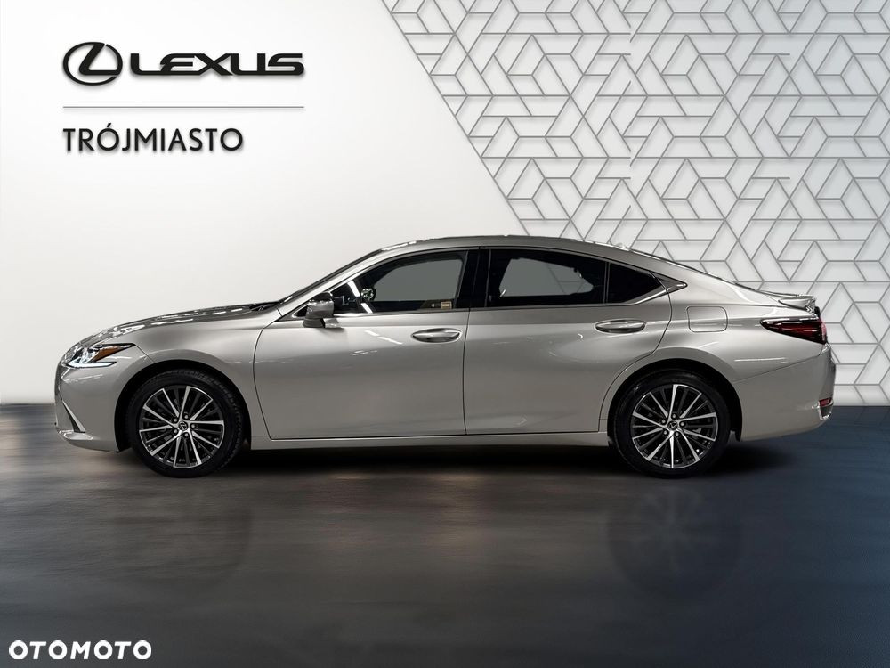Lexus ES 300h Business Edition - 3
