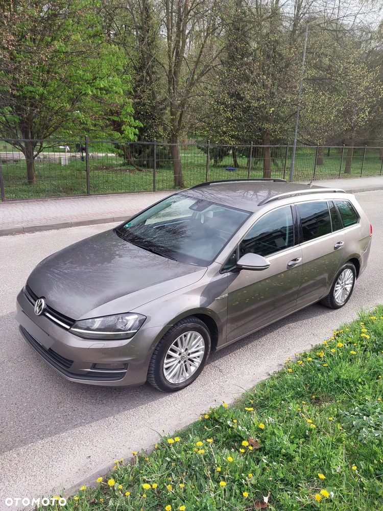 Volkswagen Golf 2.0 TDI (BlueMotion Technology) DSG Comfortline - 4