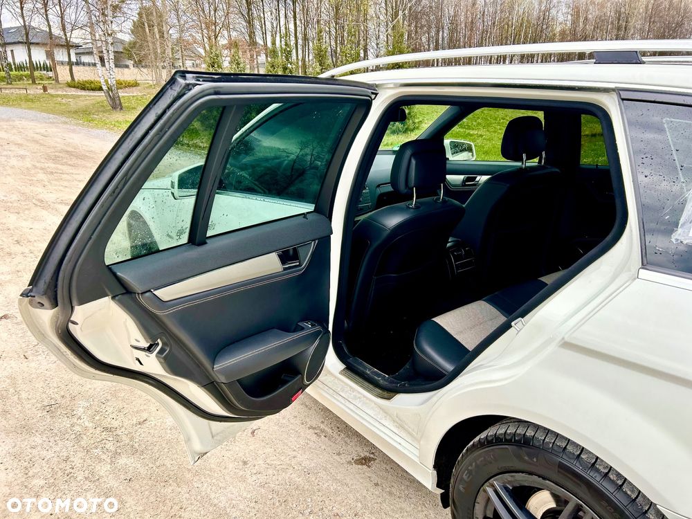 Mercedes-Benz Klasa C 180 Kompressor BlueEFFICIENCY Special Edition - 7