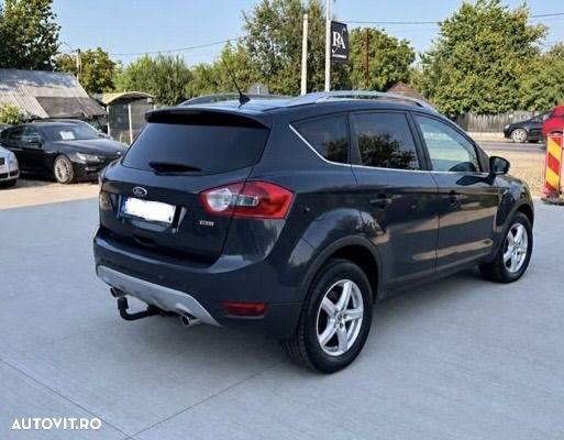 Ford Kuga 2.0 TDCi 4WD Powershift Titanium - 5