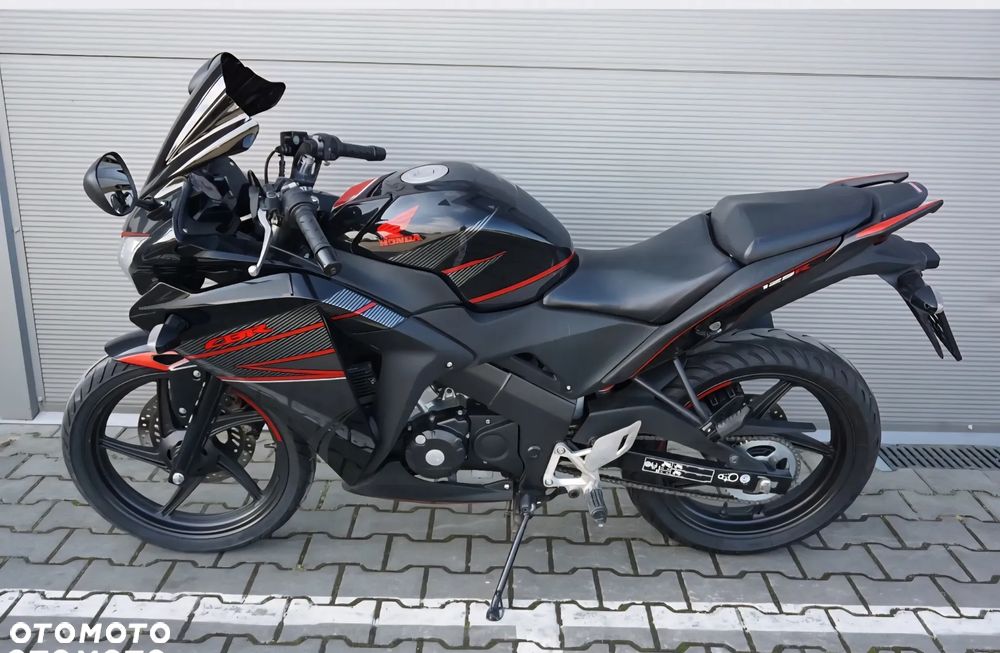 Honda CBR - 4