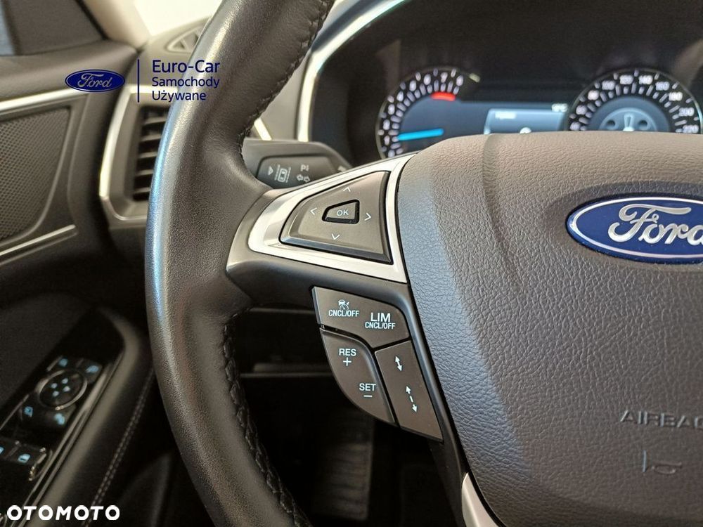 Ford S-Max 2.5 Duratec FHEV TITANIUM - 21