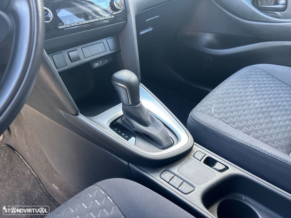 Toyota Yaris Cross 1.5 Hybrid Comfort Plus - 22