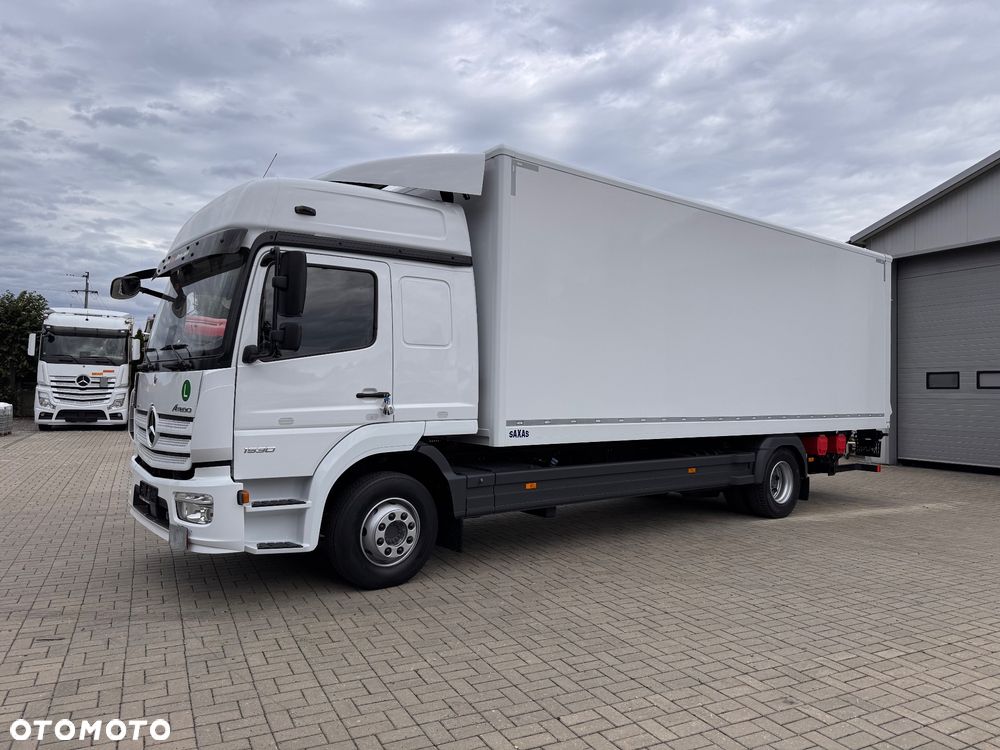 Mercedes-Benz ATEGO - 13