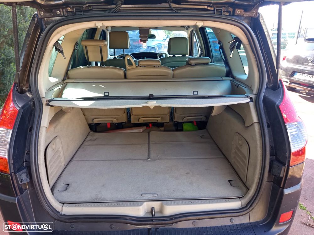 Renault Grand Scénic - 25