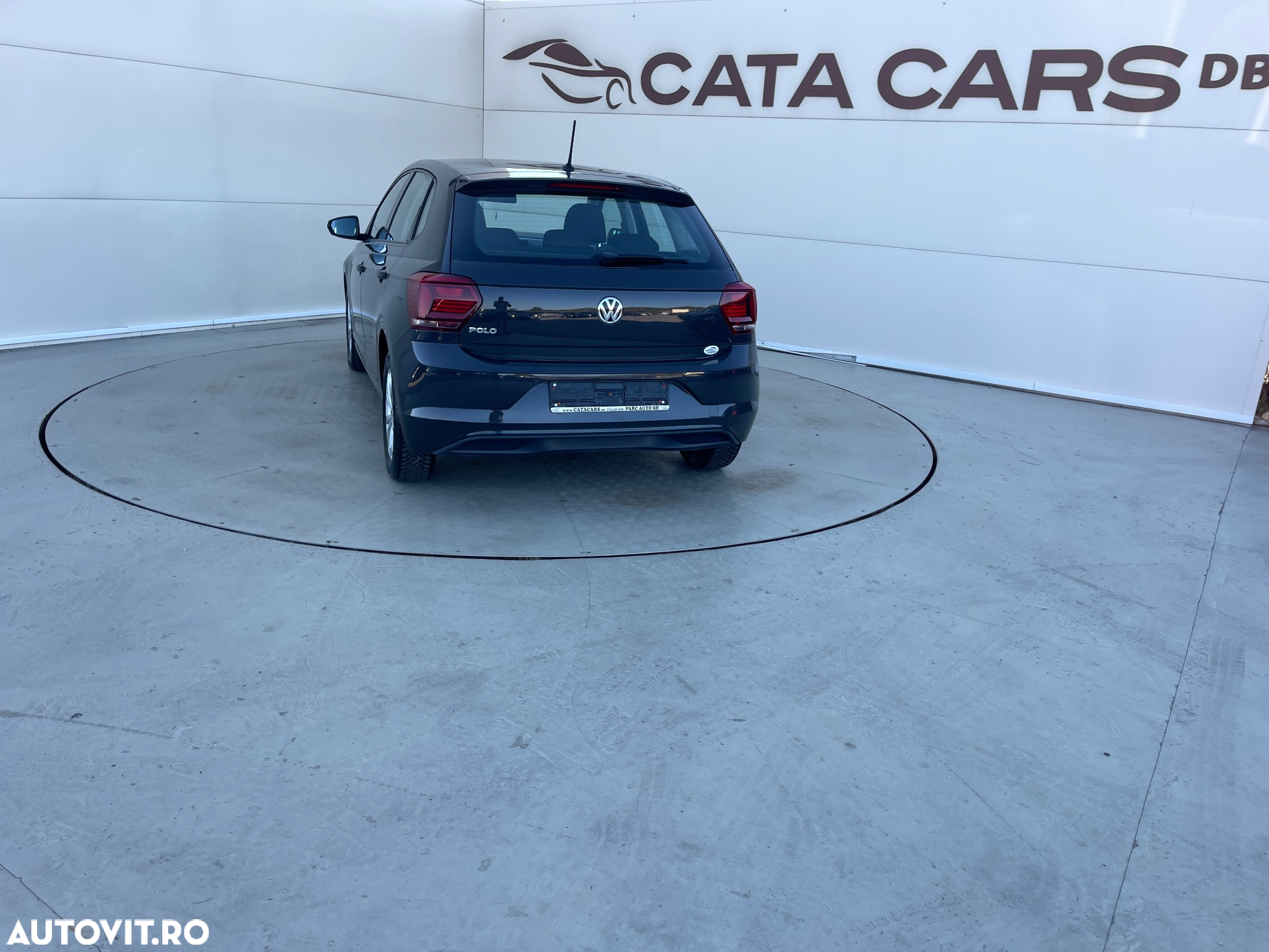 Volkswagen Polo 1.6 TDI SCR DSG Comfortline - 12