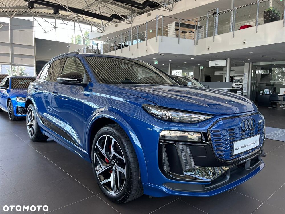 Audi Q6 e-tron - 2