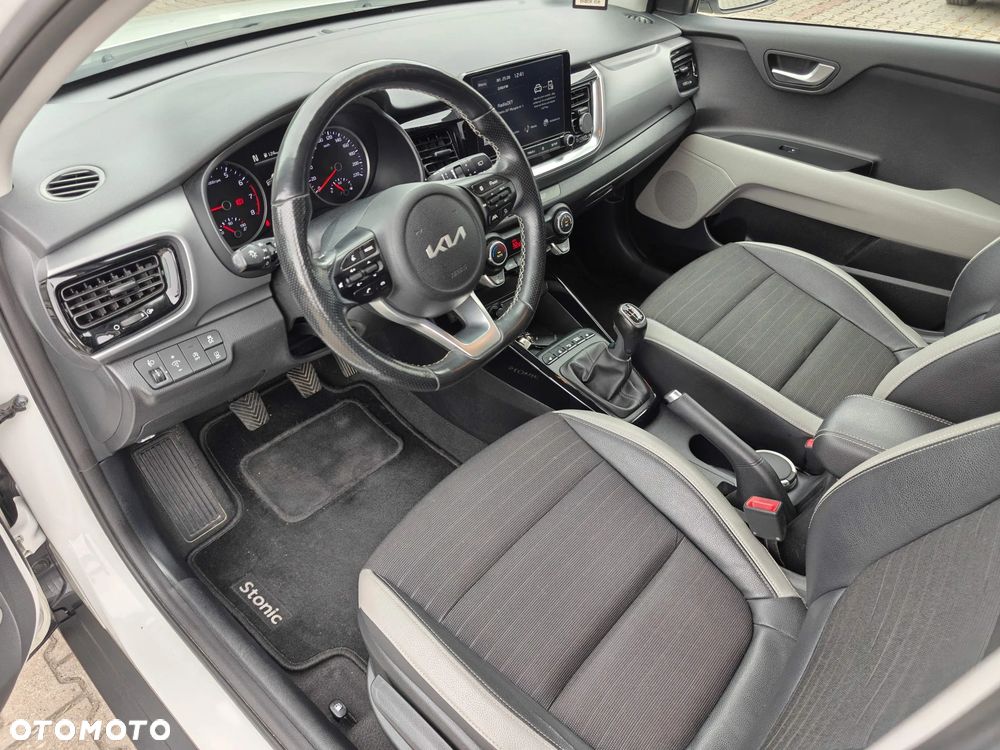Kia Stonic 1.0 T-GDI MHEV L Business Line - 13