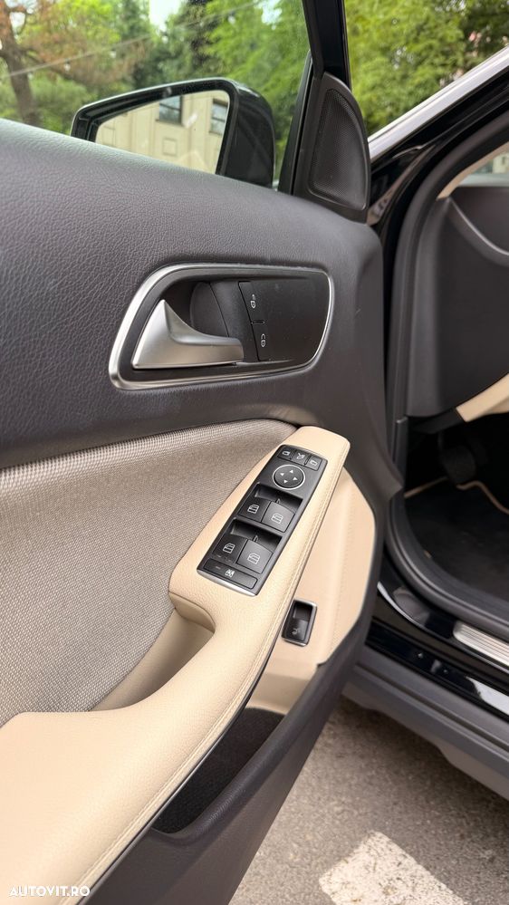 Mercedes-Benz GLA 220 4MATIC - 7