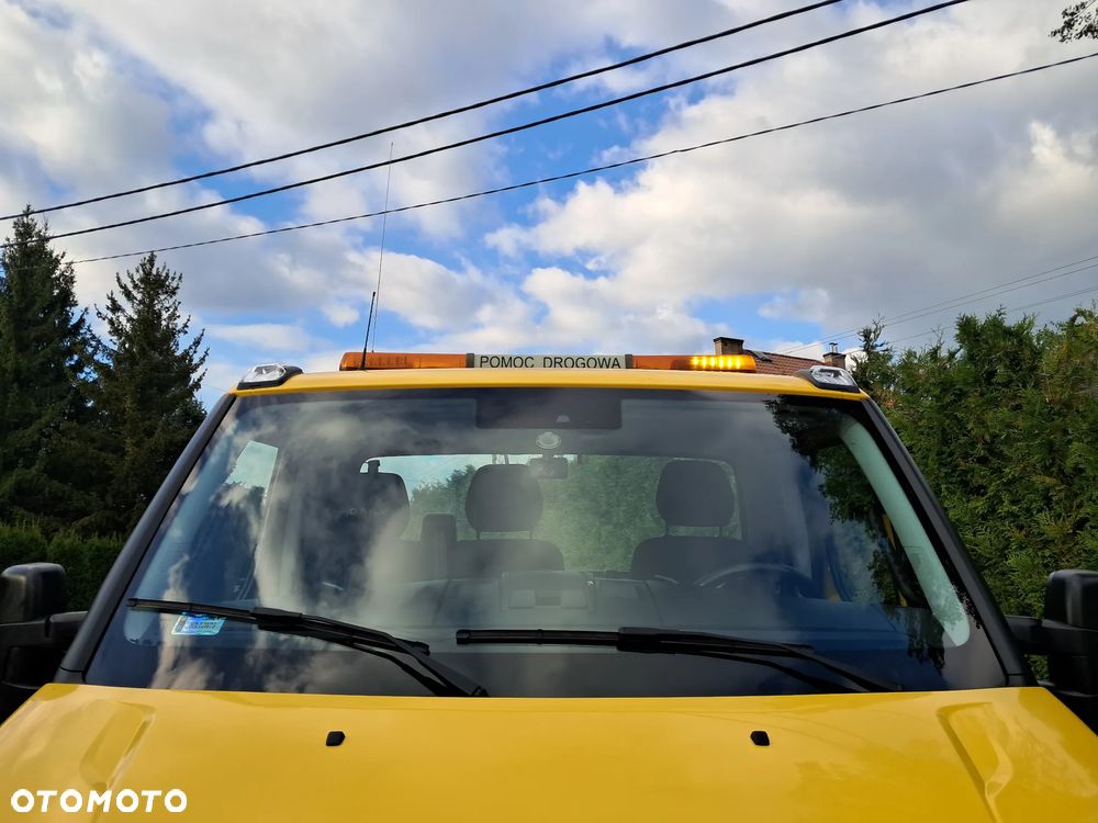 Iveco DAILY - 21
