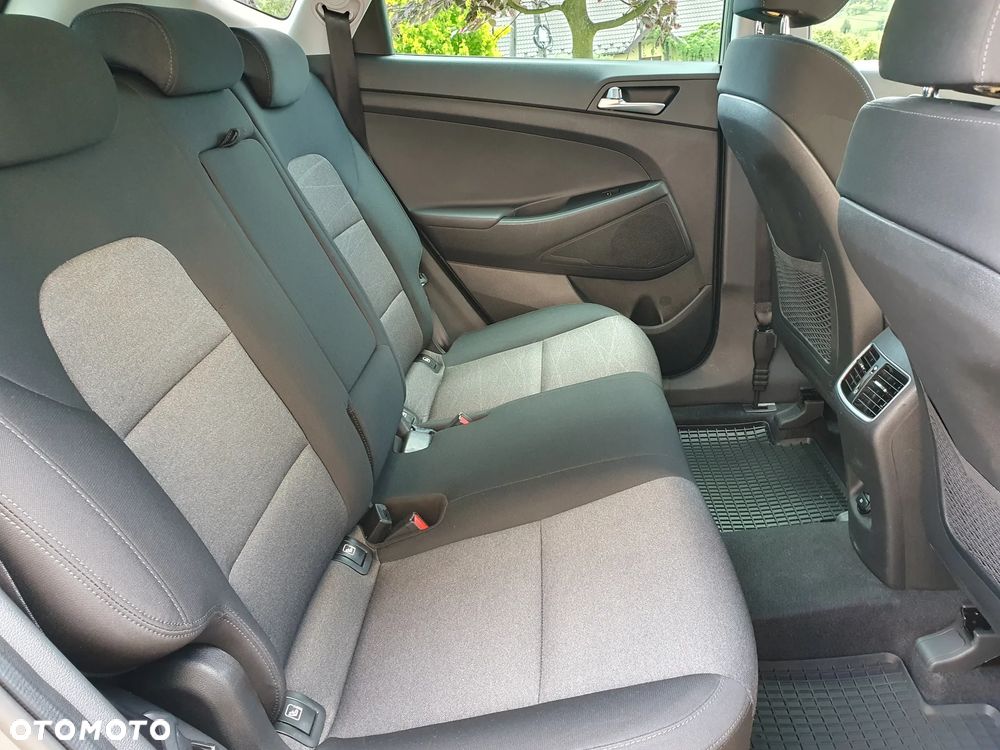 Hyundai Tucson 1.6 GDi 2WD Pure - 19