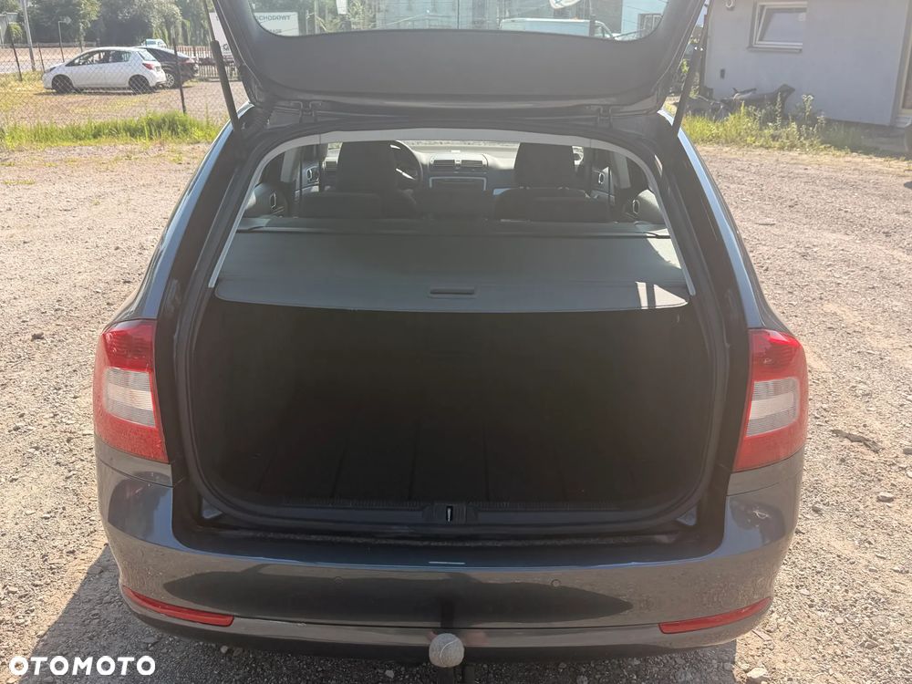 Skoda Octavia 1.8 T FSI Elegance - 9