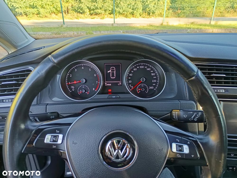 Volkswagen Golf 1.0 TSI BMT Comfortline - 16