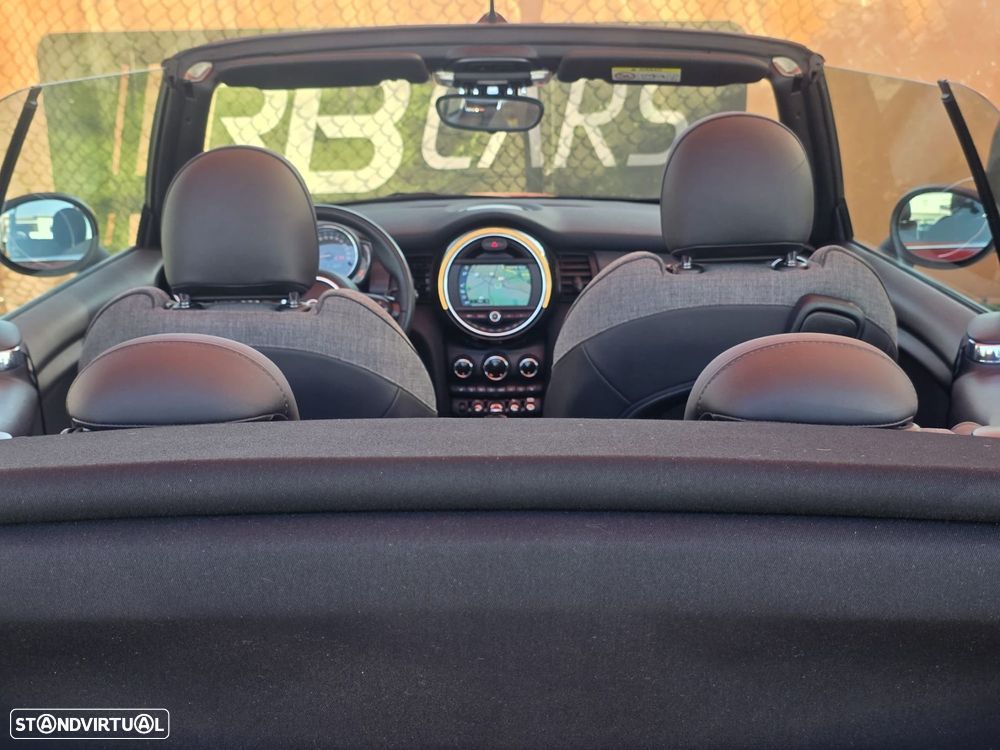 MINI Cabrio Cooper Auto - 14