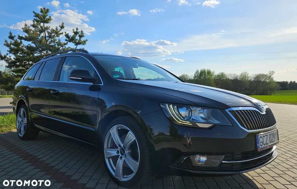 Skoda Superb 2.0 TDI 4x4 Ambition DSG - 5