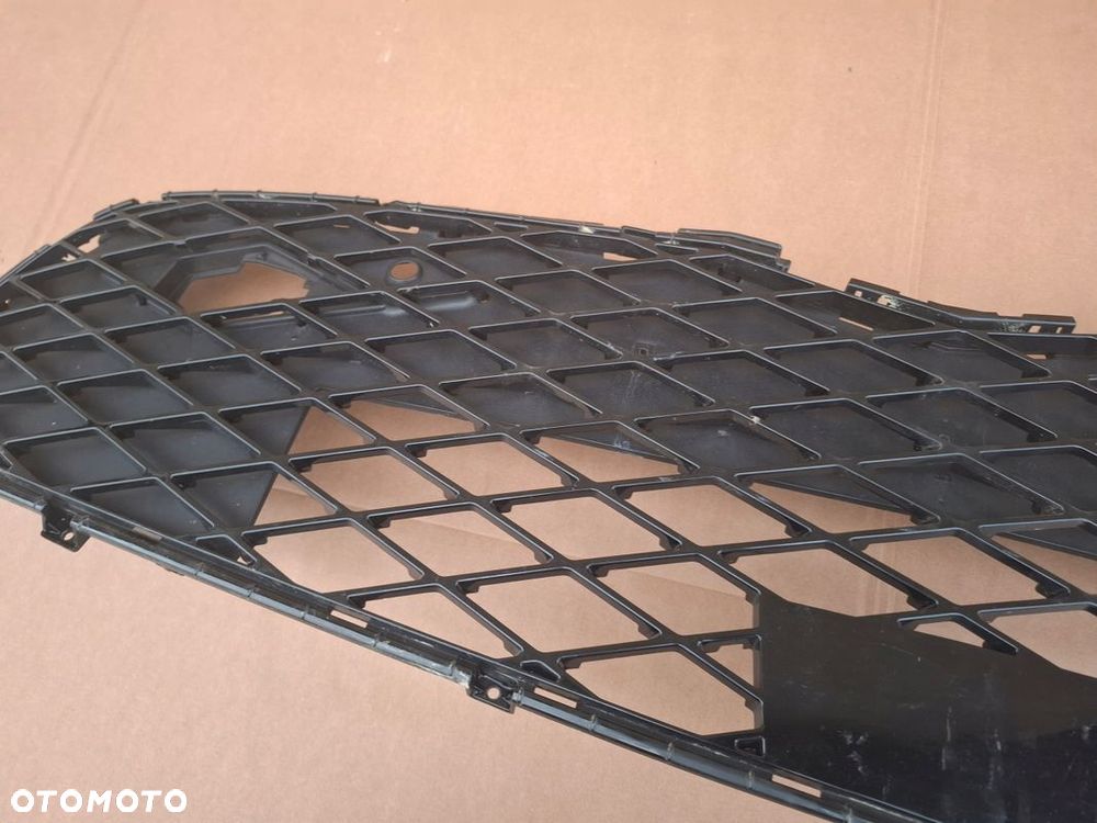 KRATKA ZDERZAKA GENESIS GV60 GV60 ORYGINAŁ - 5