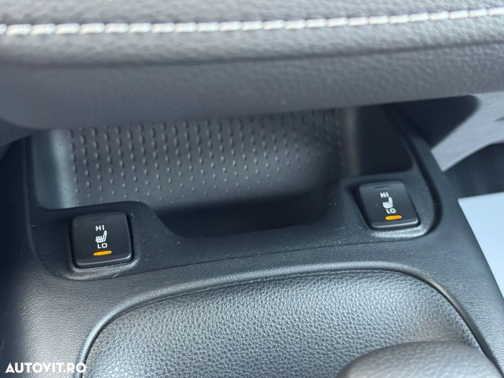 Toyota Corolla 1.8 HSD Dynamic - 19