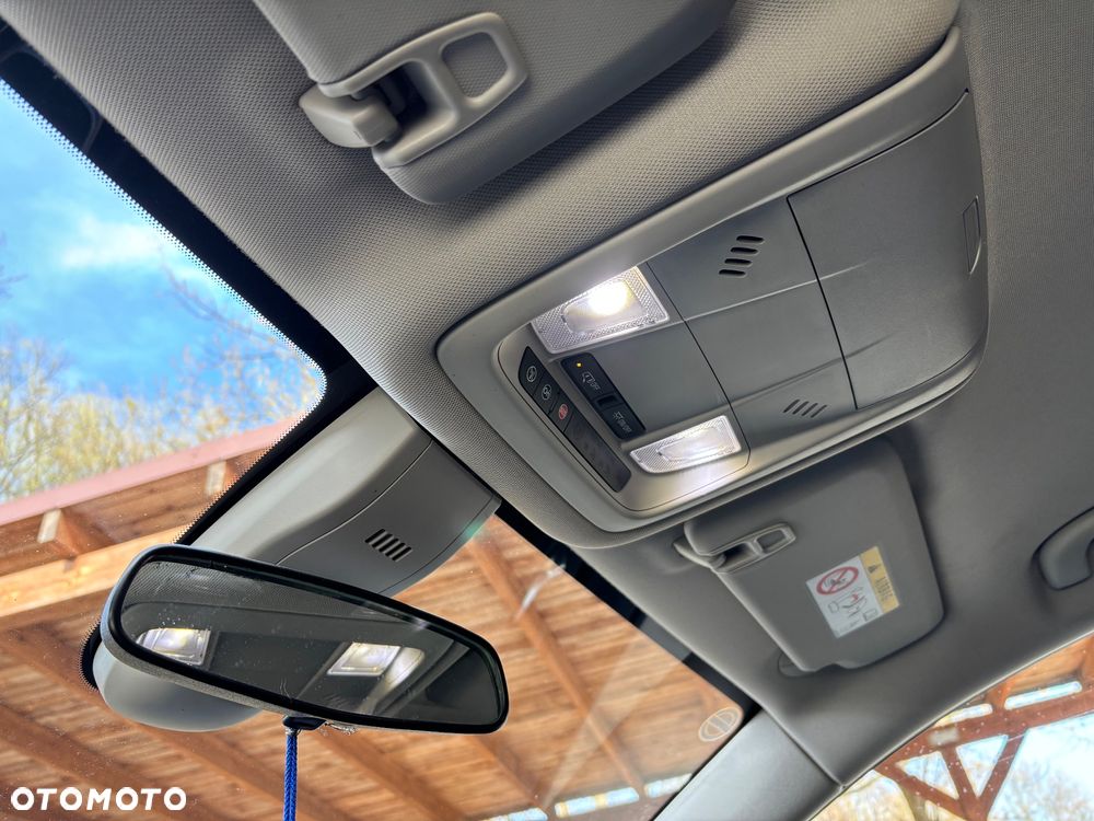 Opel Insignia 1.6 (118g) Business Innovation - 31