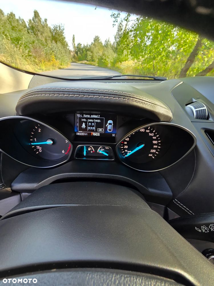 Ford Kuga Vignale 2.0 TDCi AWD - 15
