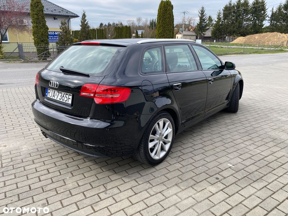 Audi A3 Sportback 2.0 TDI DPF Quattro Ambition - 2