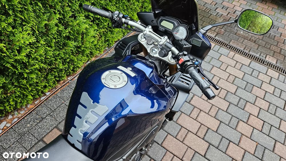 Yamaha FZ - 18