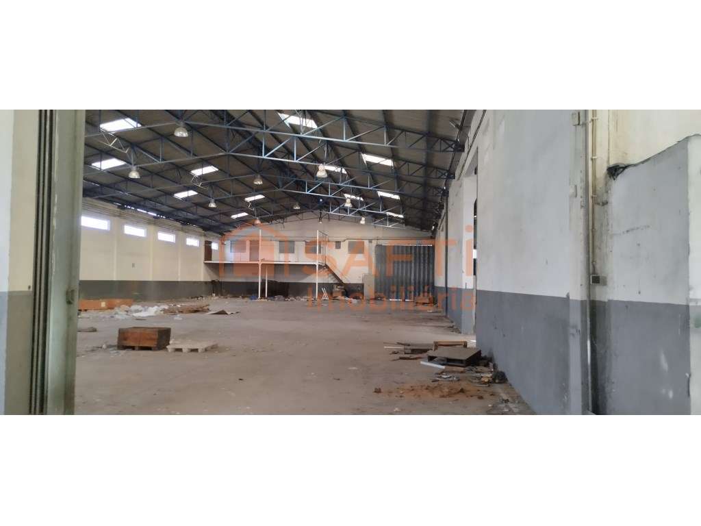 Pavilhão Comercial para Venda - Malhou, Alcanena - Grande imagem: 3/20