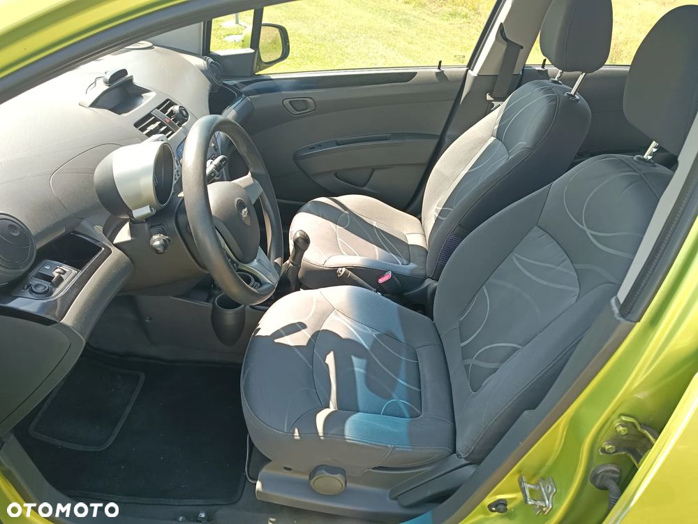 Chevrolet Spark 1.2 LS+ - 33