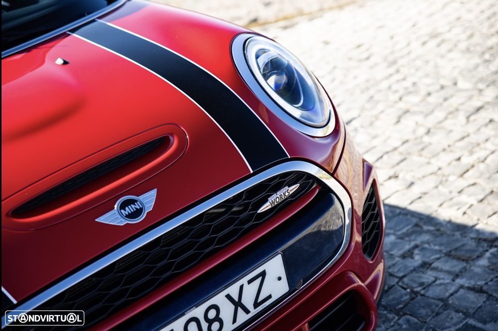 MINI Cabrio John Cooper Works - 10