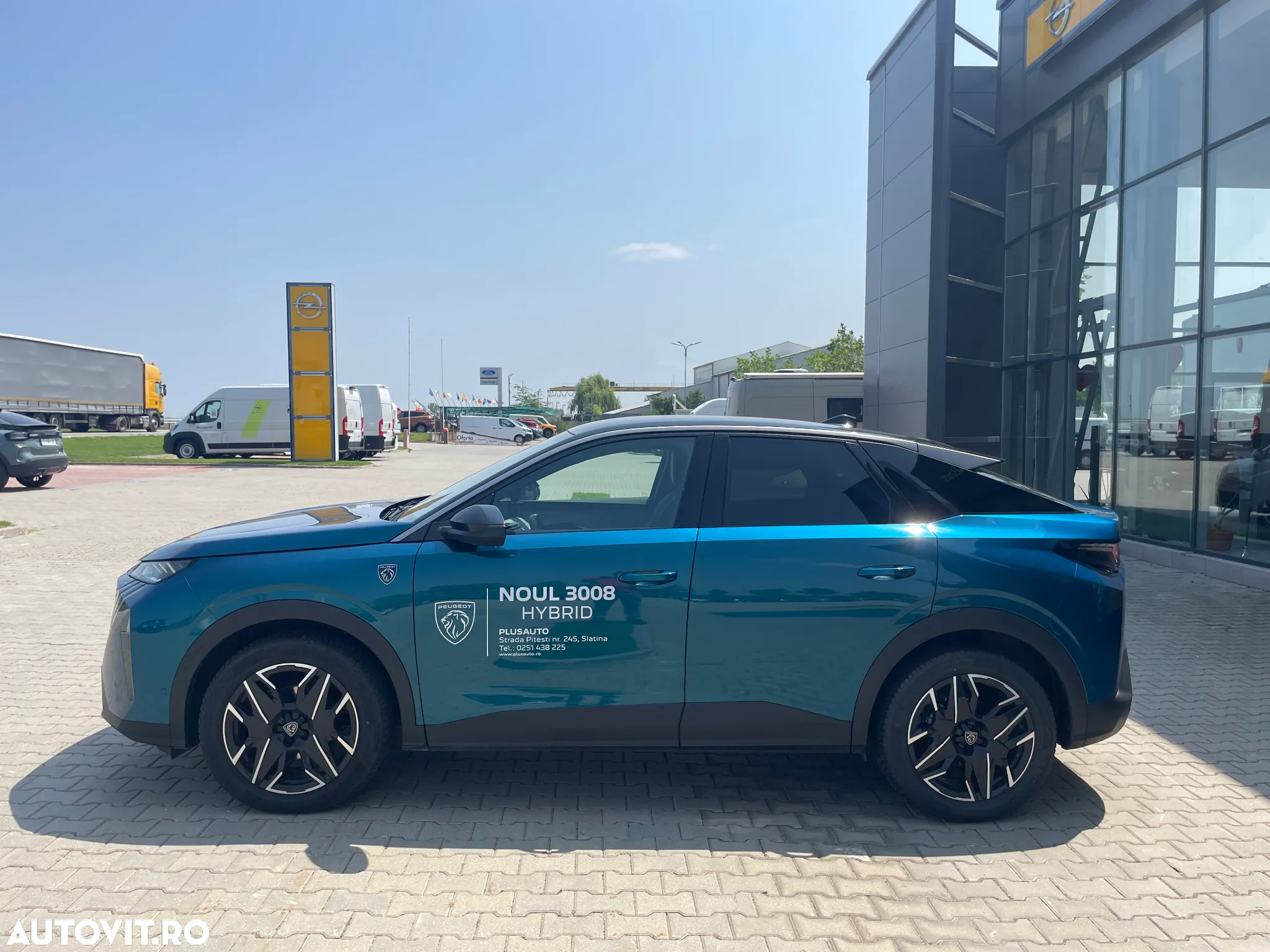 Peugeot 3008 1.2 MHEV 136 e-DCS6 GT - 4