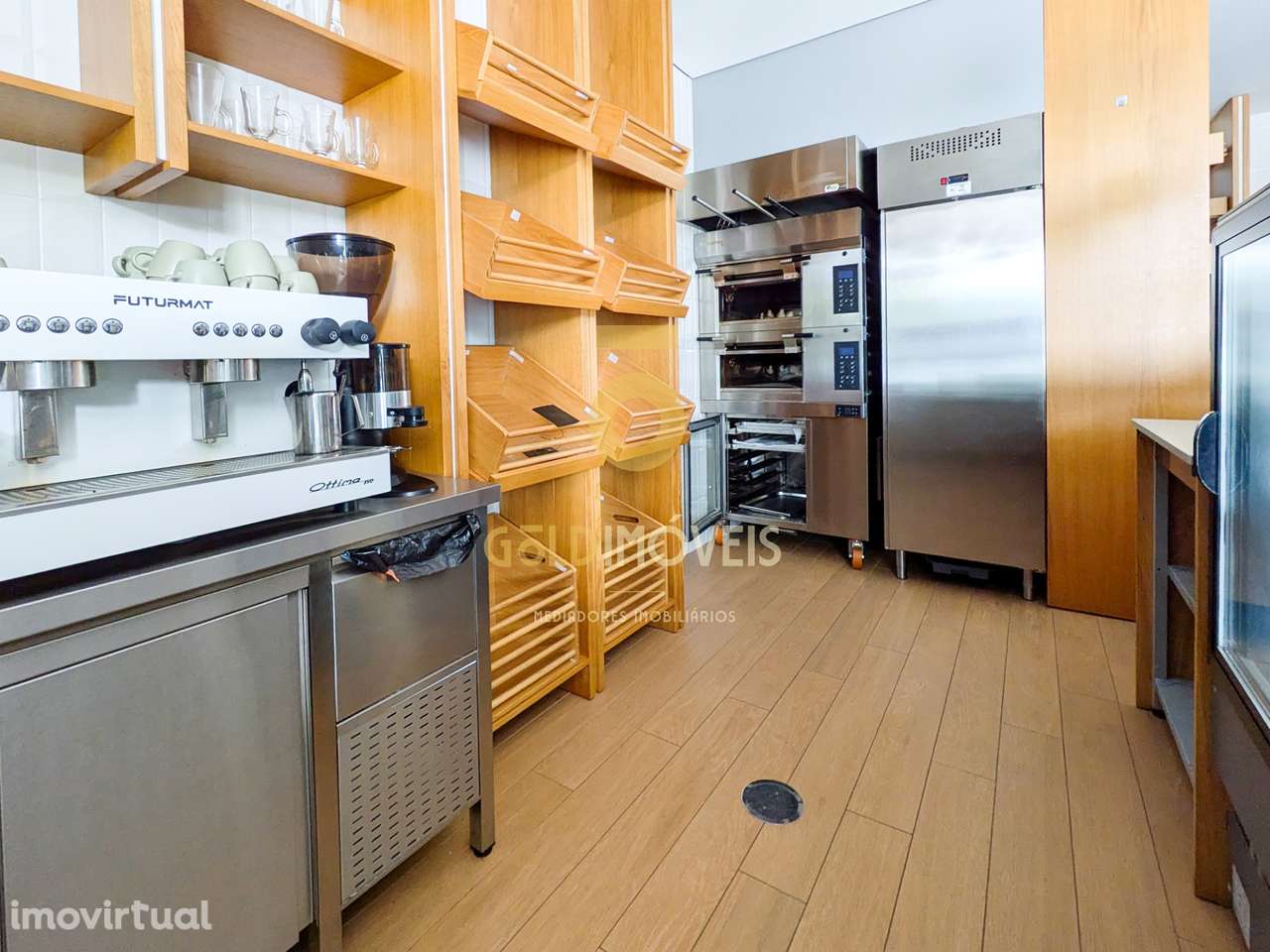 Padaria / Pastelaria  Trespasse em Alpendorada, Várzea e Torrão,Marco - Grande imagem: 2/11