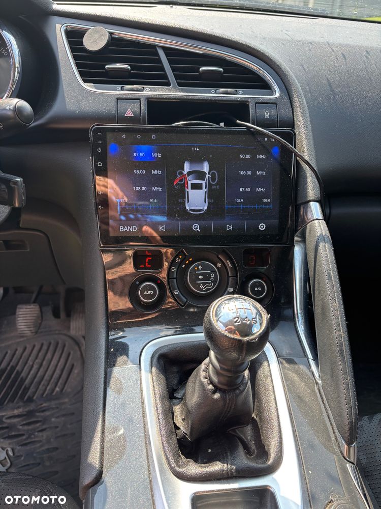 Peugeot 3008 1.6 HDi Premium - 5