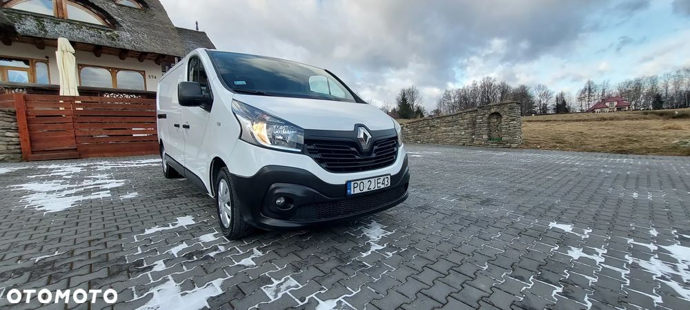 Renault Trafic - 16