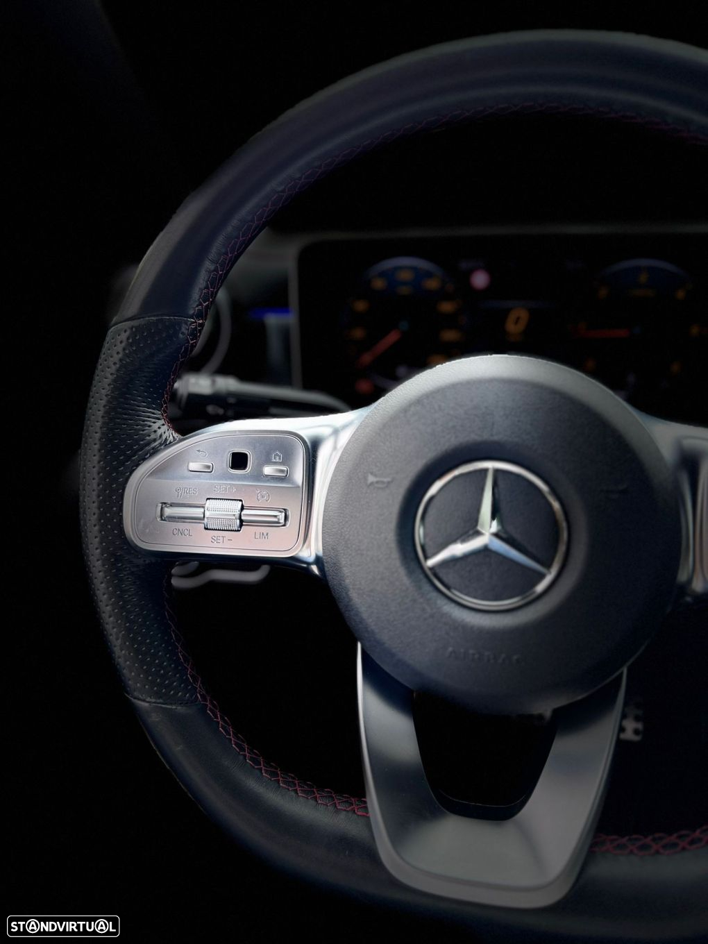 Mercedes-Benz CLA 180 - 25