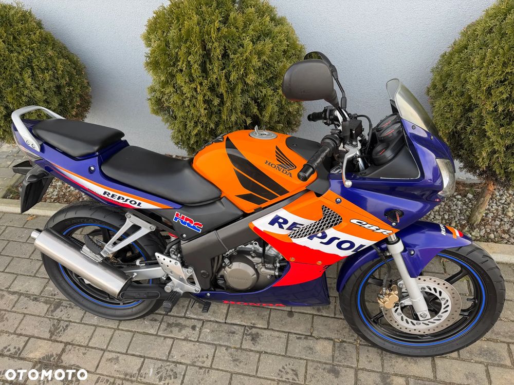 Honda CBR - 38