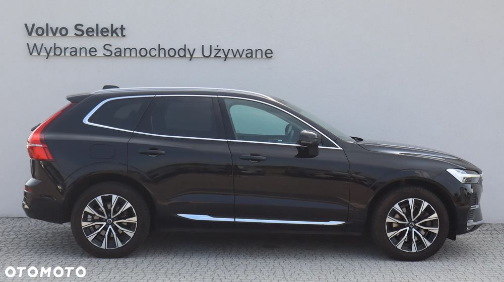 Volvo XC 60 B5 B AWD Ultimate Bright - 8