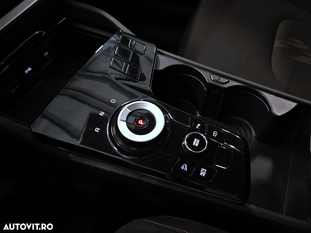 Kia Sportage 1.6 T-GDI HEV 6AT 4x2 Style - 26