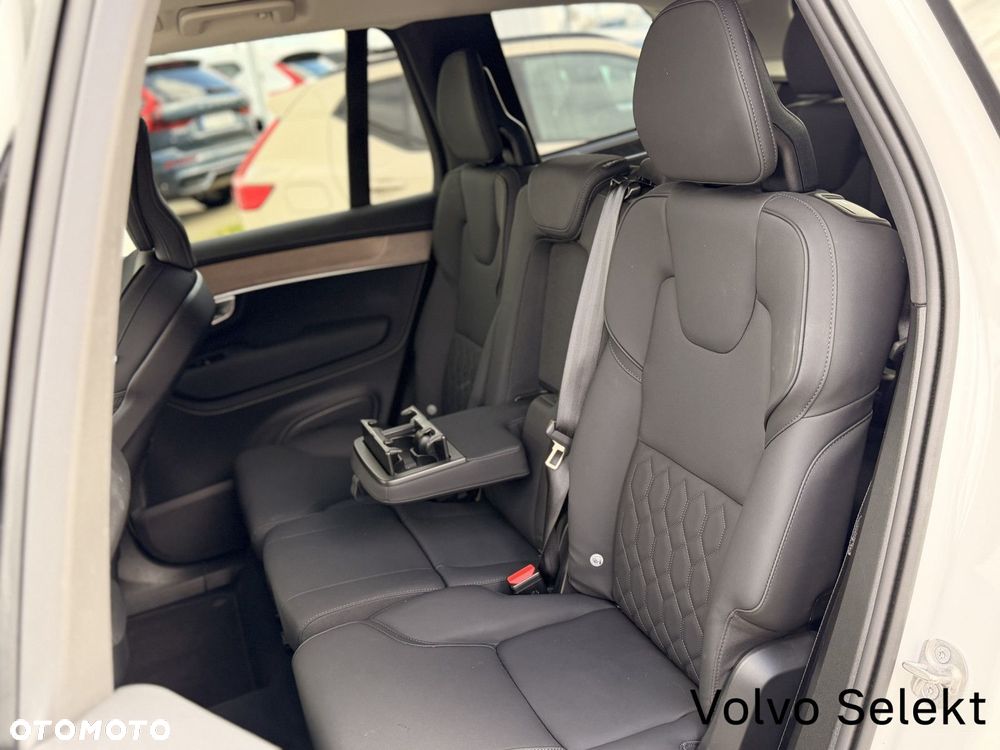 Volvo XC 90 - 23