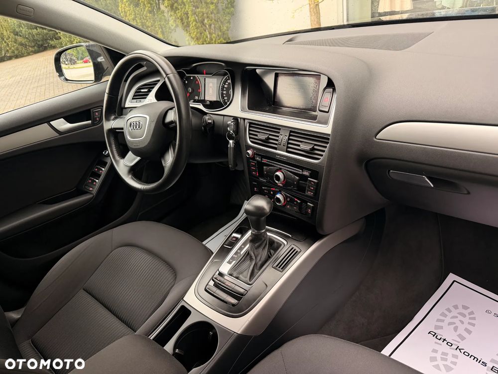 Audi A4 Avant 2.0 TDI DPF clean diesel multitronic S line Sportpaket - 30
