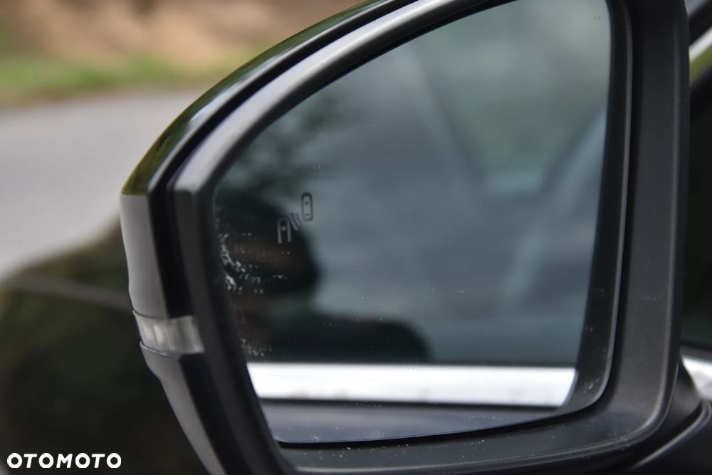 Volkswagen Tiguan Allspace - 32
