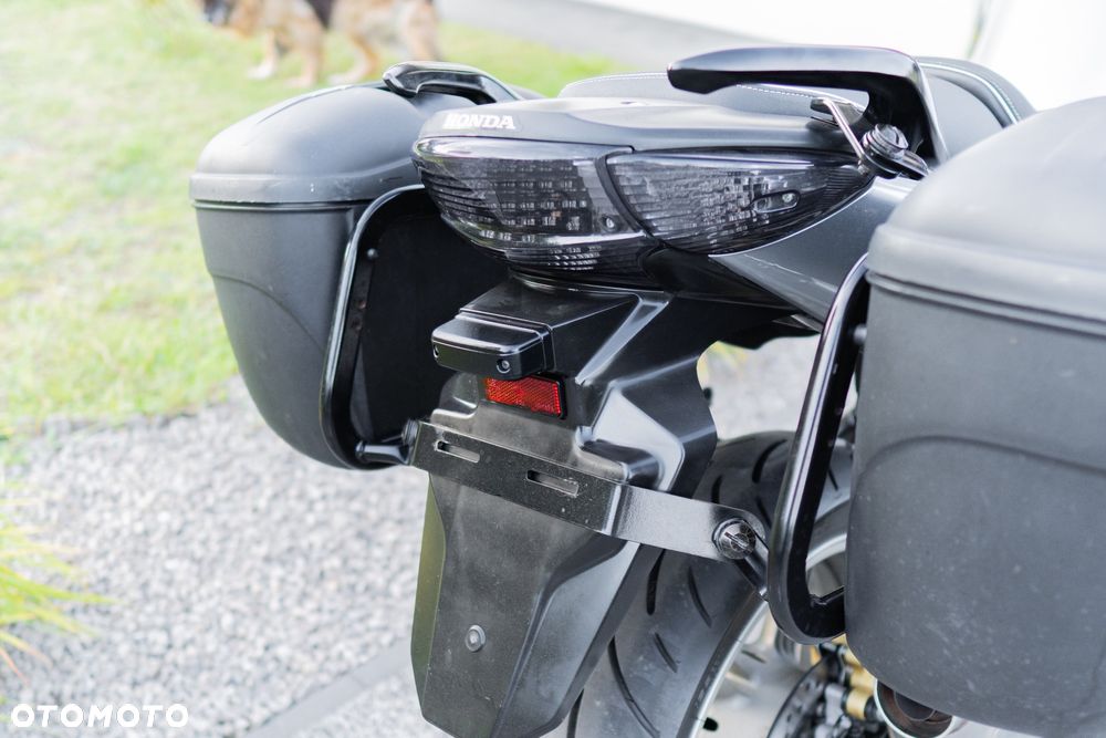 Honda CBF - 26